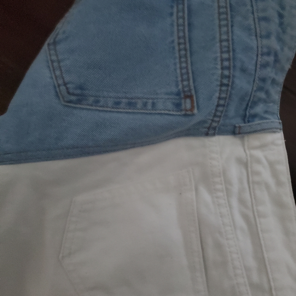 Adika Two-Tone High Rise Jeans in Light Blue and White - Picture 5 of 6